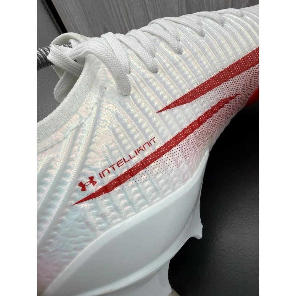 Under Armour UA Blur Pro Mens Size 9 White‎ Red Football Cleats 3028220-101
